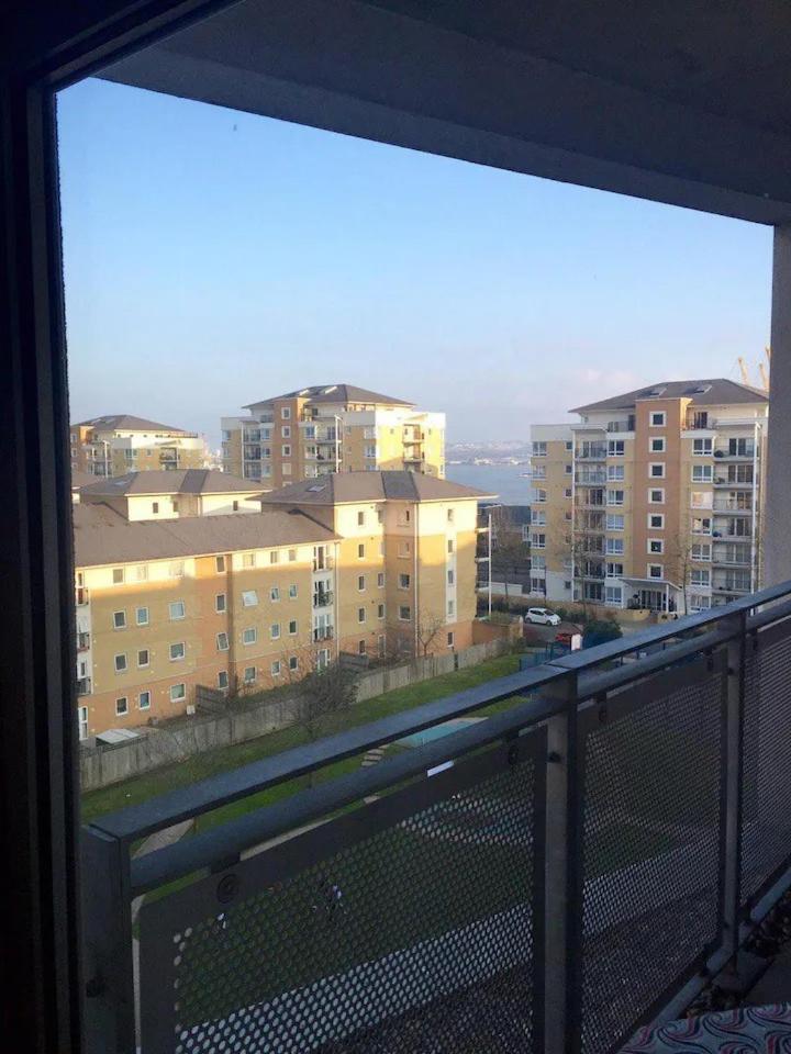 Room 1 Or 2 Ppl Near Excel, O2, Canary Wharf - Лондон Екстериор снимка